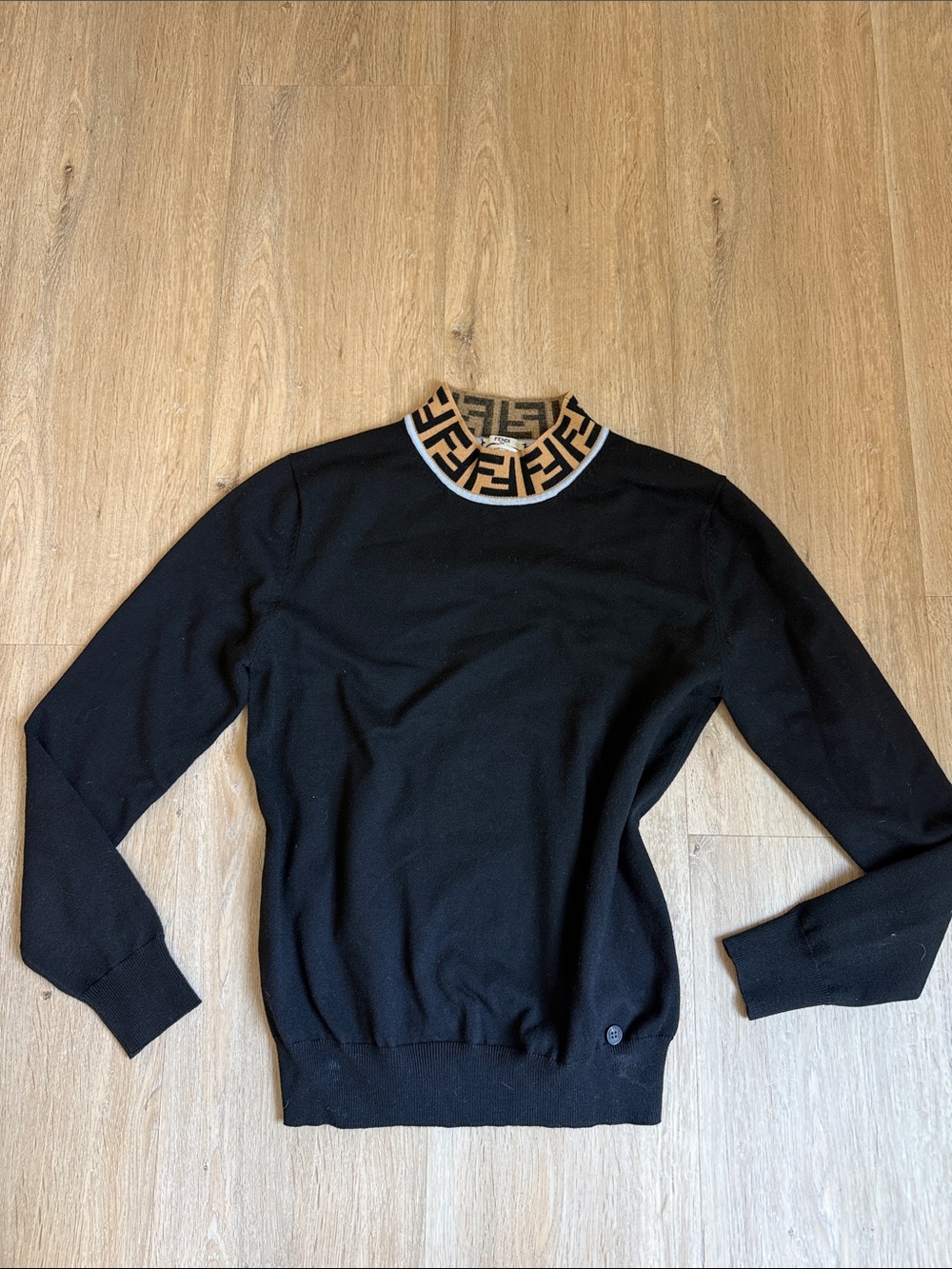 Vintage Fendi Black Crewneck Sweater with Brown Logo-Trim Collar 36
